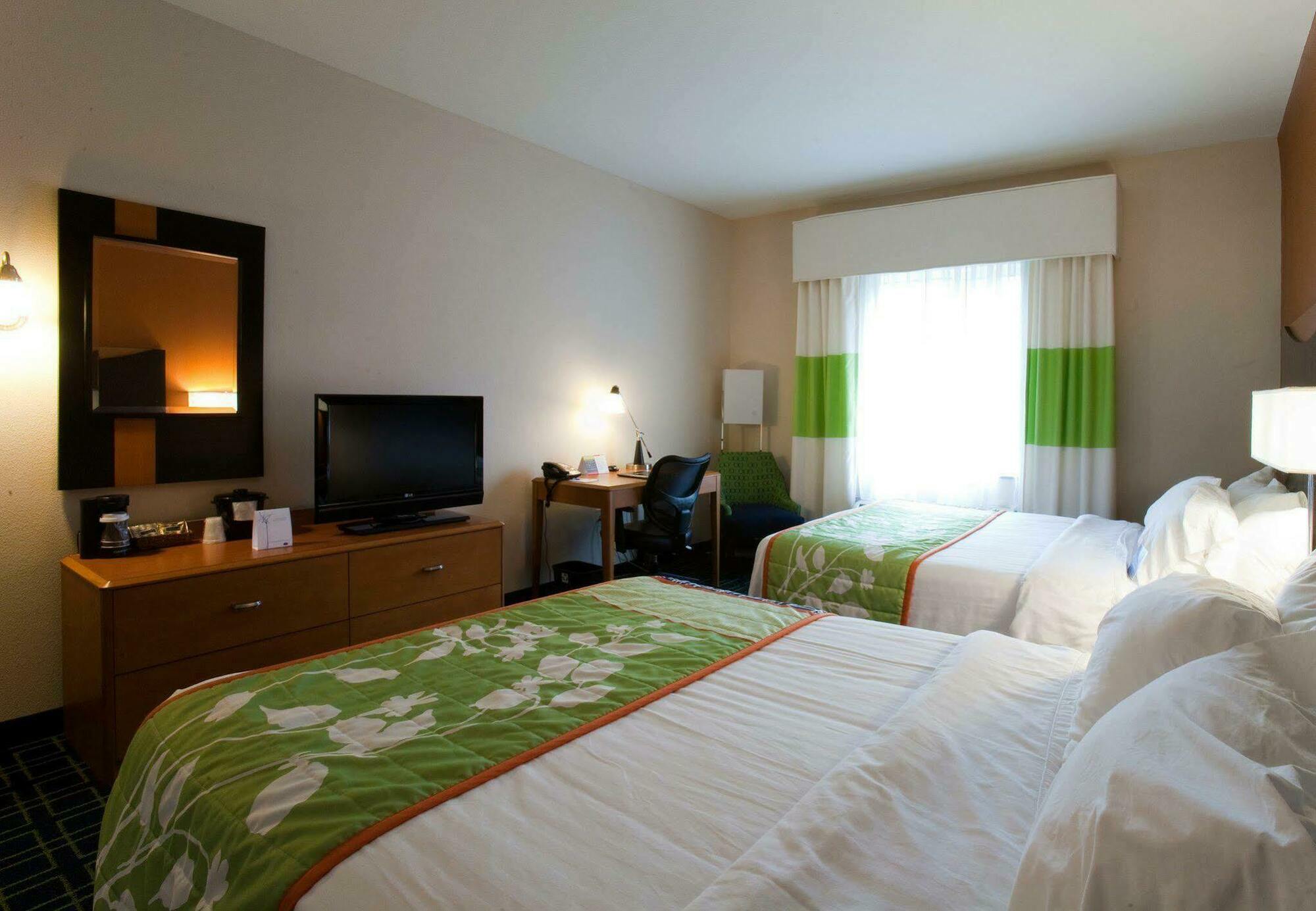 Fairfield Inn & Suites By Marriott Houston Конро Экстерьер фото